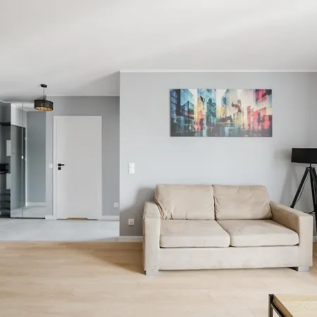 Daire Fiqus Marcelin Deluxe By Bookinghost Poznan