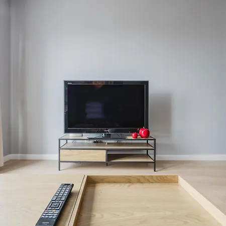 아파트 Fiqus Marcelin Deluxe By Bookinghost