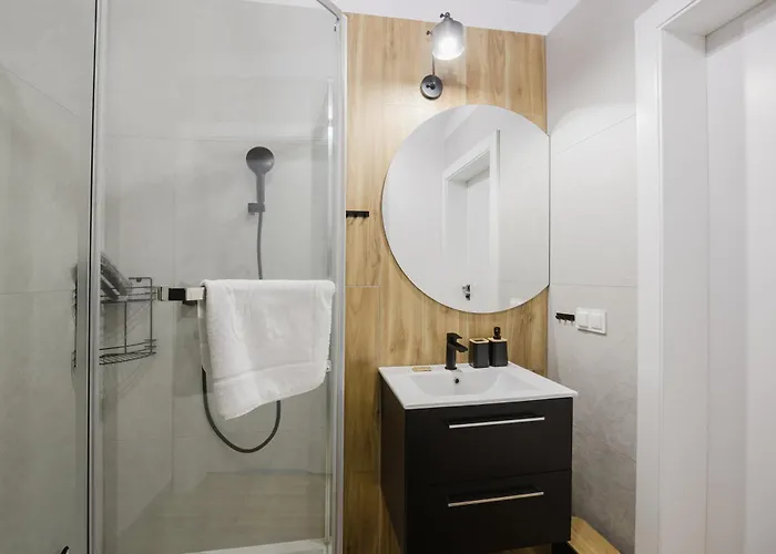 Fiqus Marcelin Deluxe By Bookinghost *